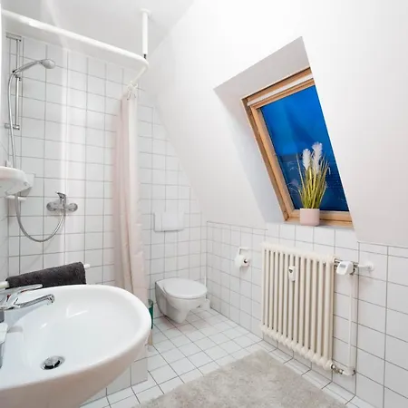 Loft Mit Balkon Im Historischen Altbau Am Marktplatz - 75qm, Disneyplus, 300mbs Internet