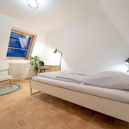 公寓 Loft Mit Balkon Im Historischen Altbau Am Marktplatz - 75qm, Disneyplus, 300mbs Internet