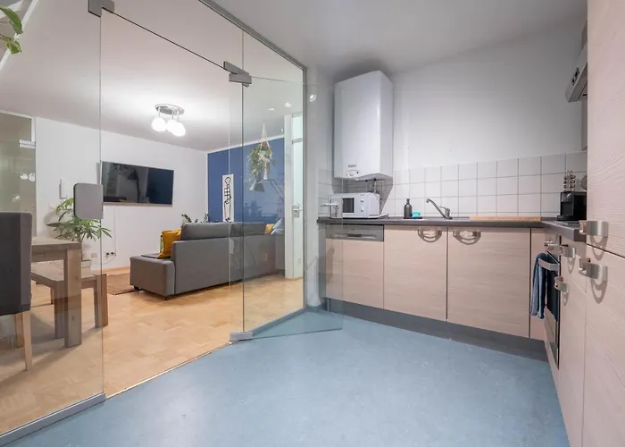 Loft Mit Balkon Im Historischen Altbau Am Marktplatz - 75qm, Disneyplus, 300mbs Internet Apartamento Chemnitz